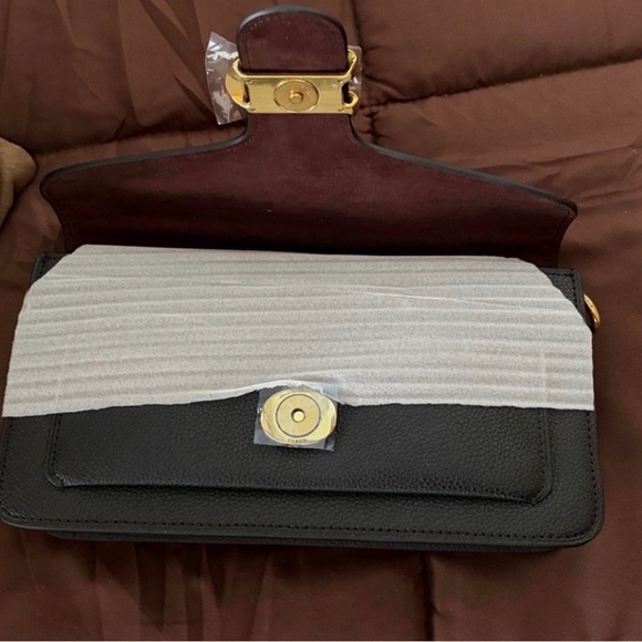 Coach Shoulder Crossbody Bag - Picture 12 of 16